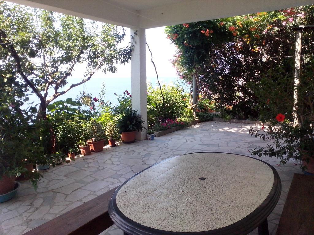 Apartments Kk Целина Екстериор снимка