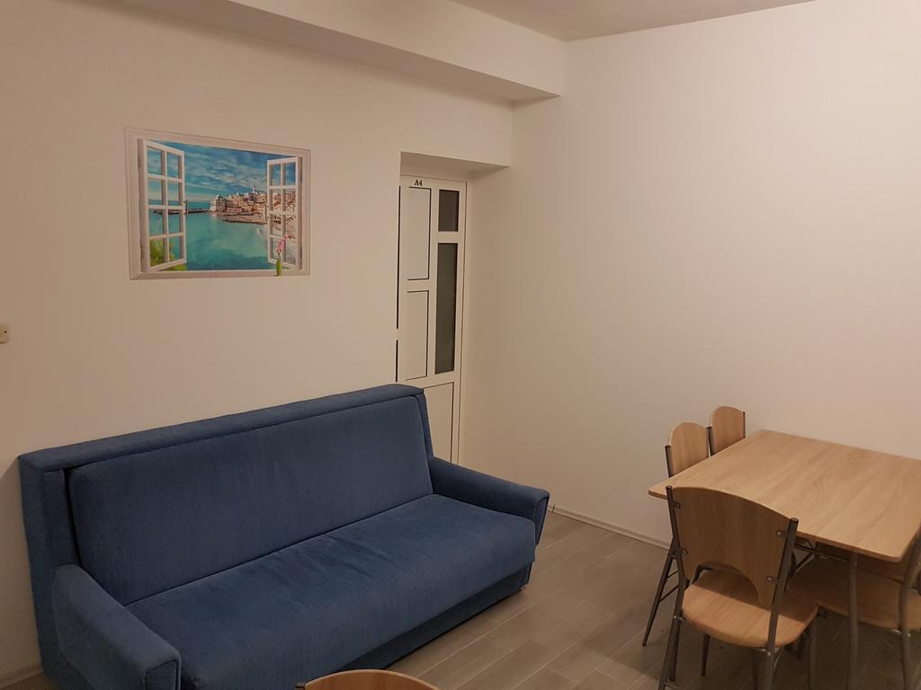 Apartments Kk Целина Екстериор снимка