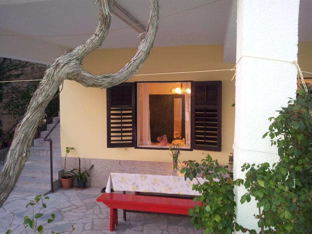 Apartments Kk Целина Екстериор снимка
