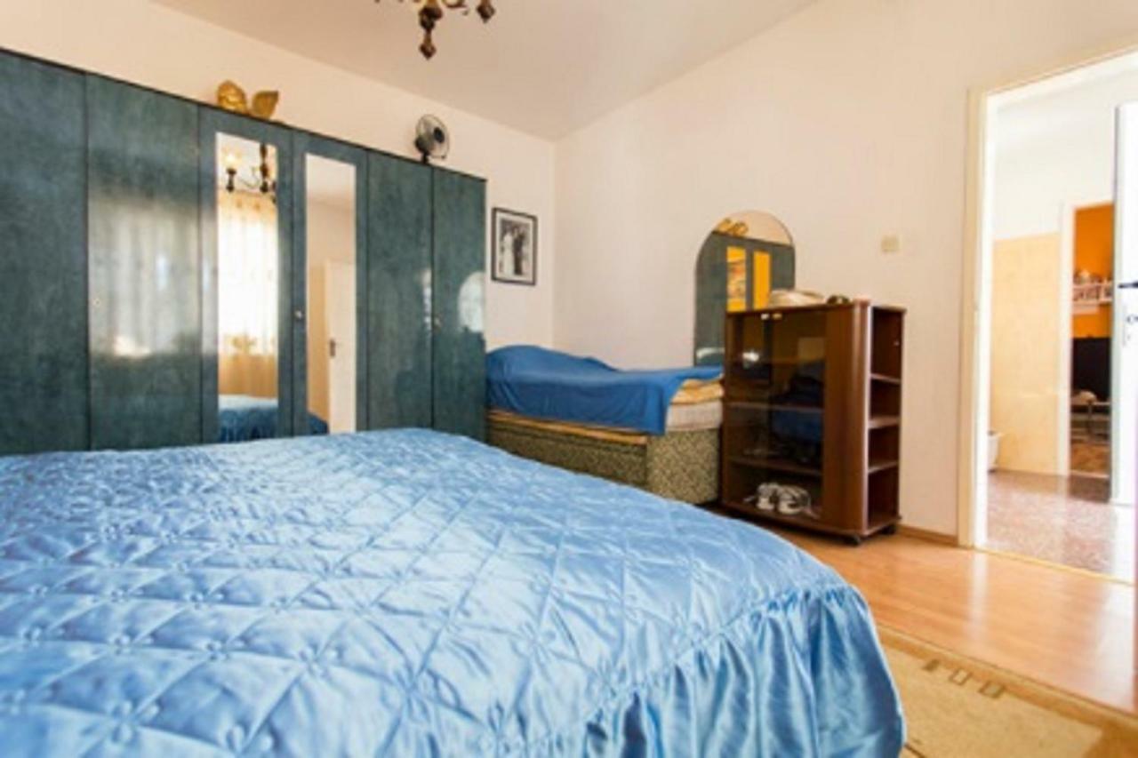 Apartments Kk Целина Екстериор снимка
