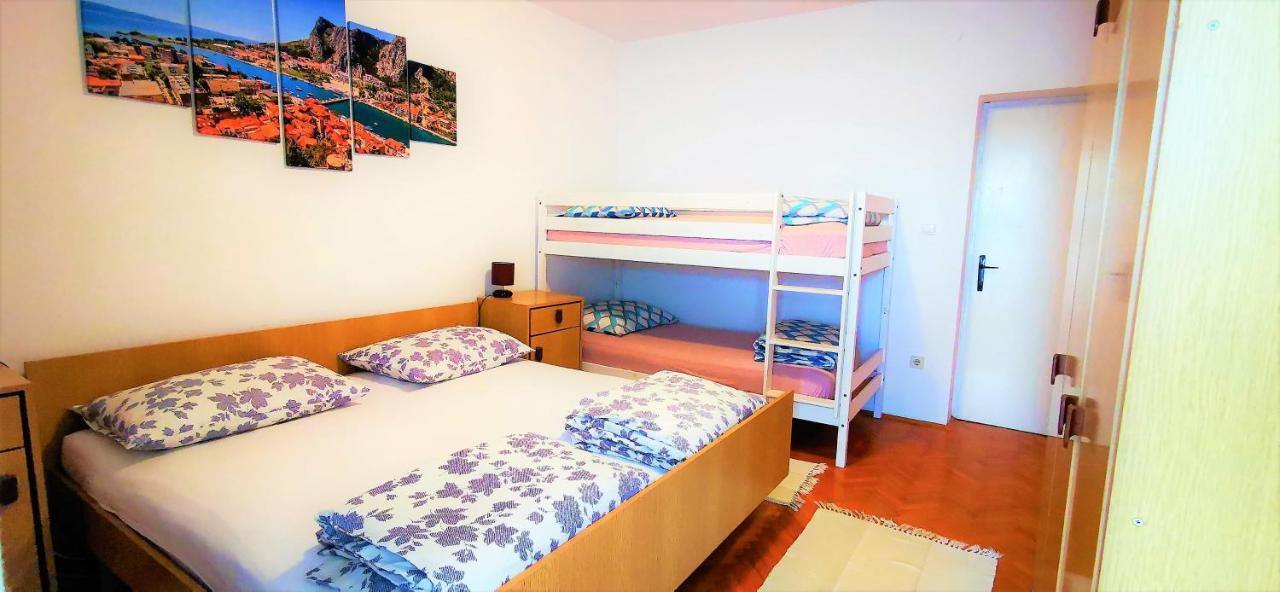 Apartments Kk Целина Екстериор снимка